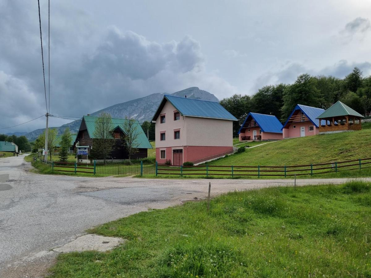 Bungalow In Mountain Zabljak  Ngoại thất bức ảnh