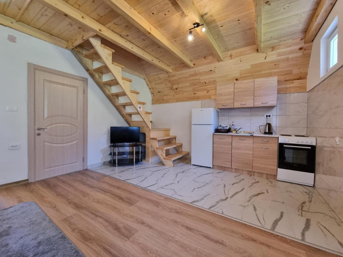 Bungalow In Mountain Zabljak  Ngoại thất bức ảnh